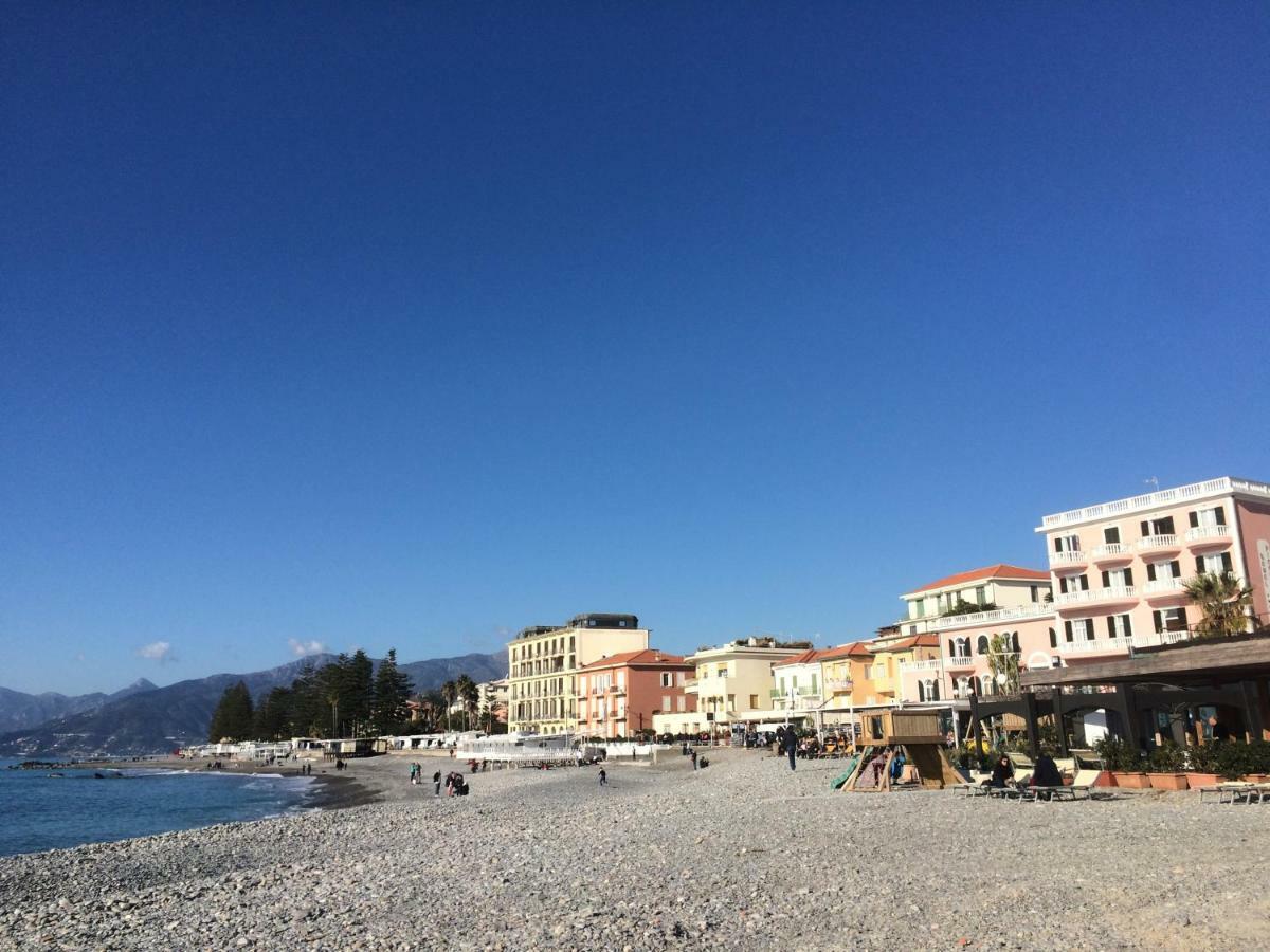Apartmán Casa Ginestra Mare Bordighera Exteriér fotografie